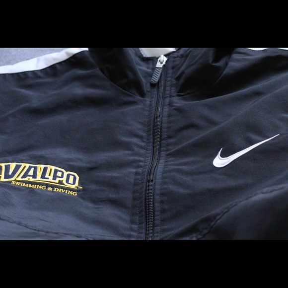 Windbreaker Jacket - Picture 4 of 4